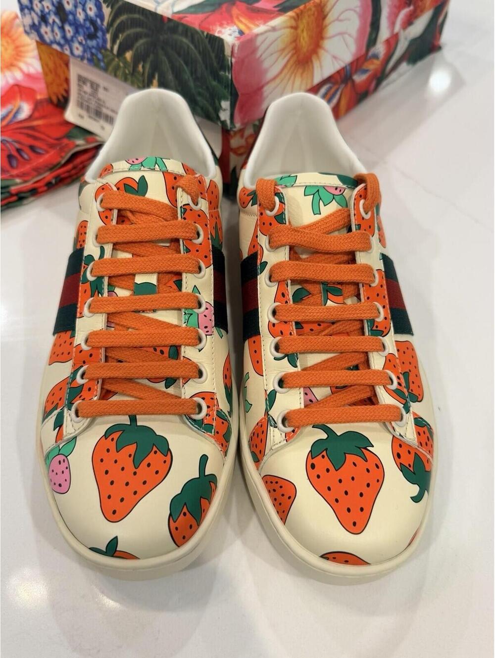 Gucci Women's Ace Shoes Strawberry White Sz 37 US 7w New w/ Damaged Box See Pics